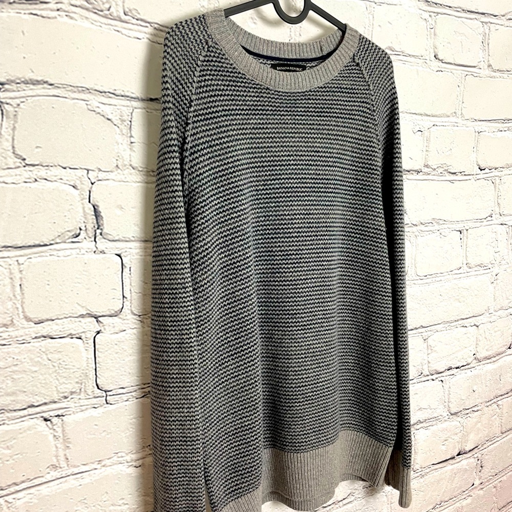 Banana Republic Gray & Blue Striped Knit Sweater